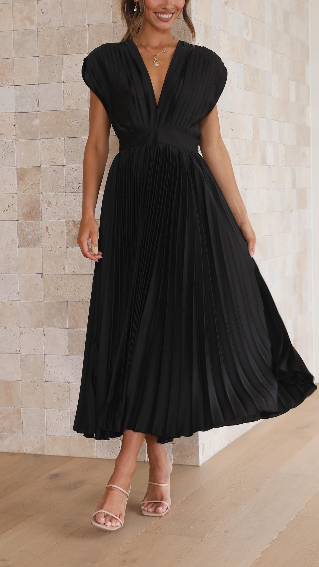OCÉANE | Robe Élégante en Plis