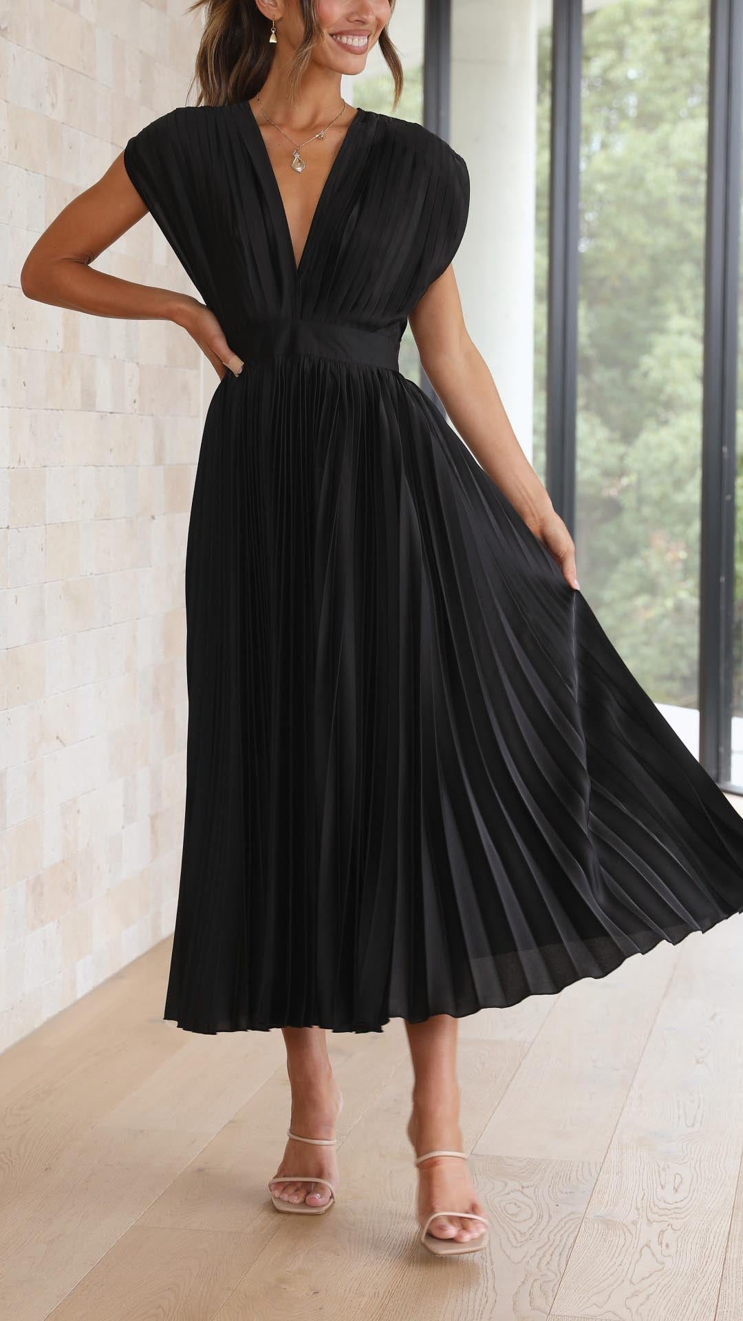 OCÉANE | Robe Élégante en Plis