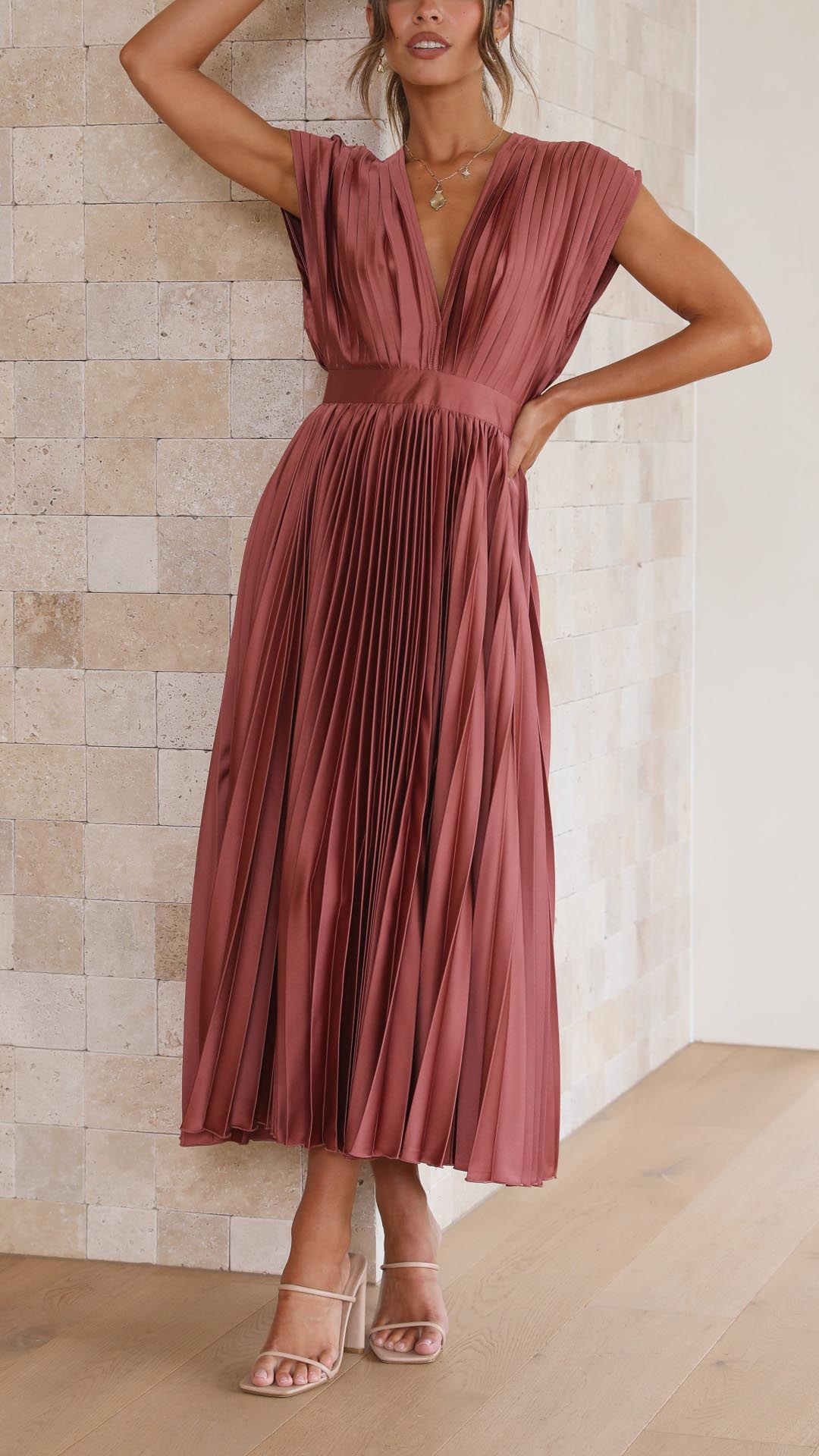 OCÉANE | Robe Élégante en Plis